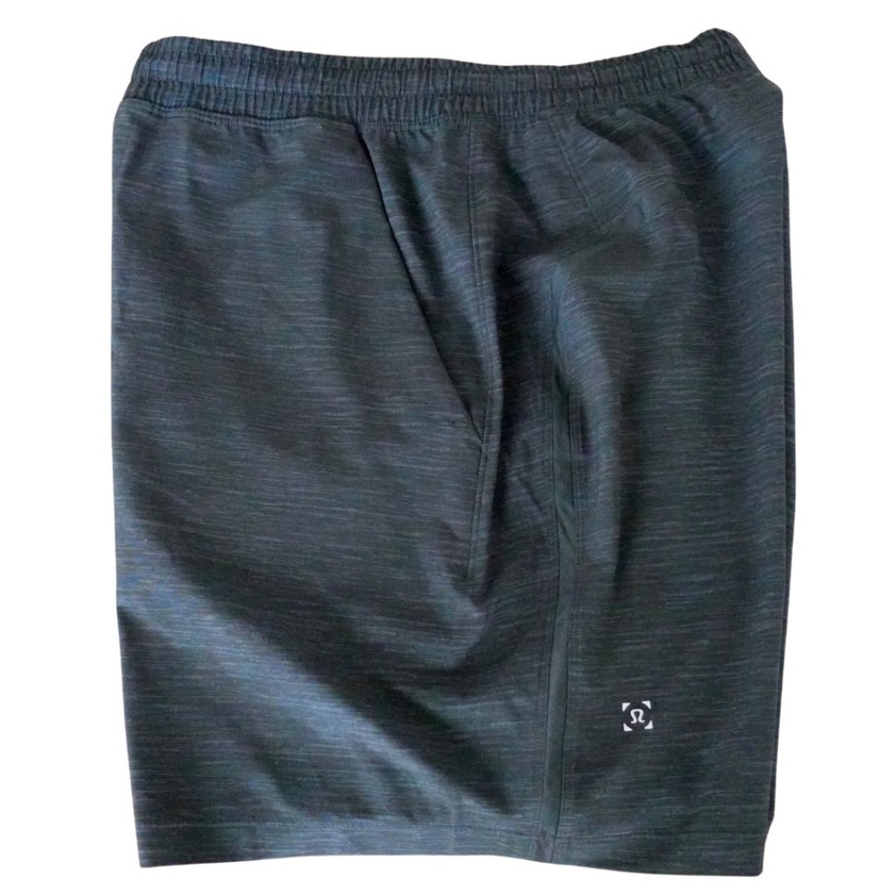 LULULEMON Men's Shorts SMALL Pace Breaker Linerless Grey Black 7" Inseam